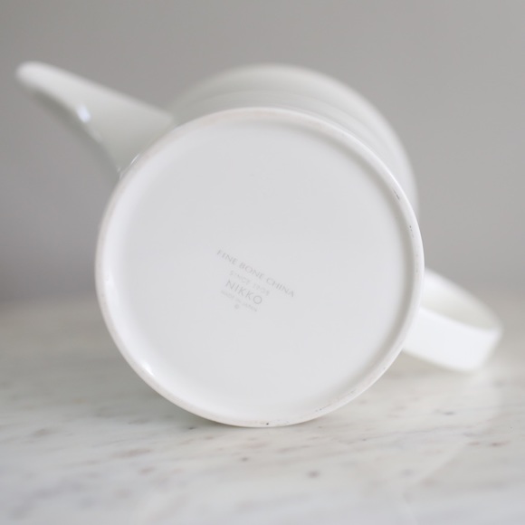 Nikko Fine Bone China Tea Pot - Picture 8 of 8